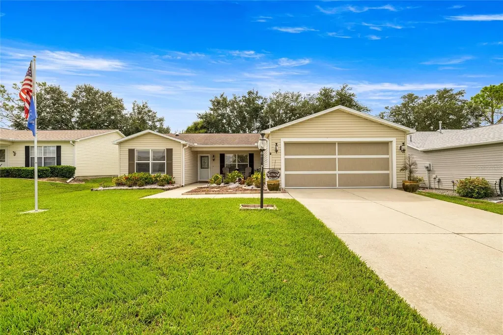 2742 Privada Drive The Villages FL 32162