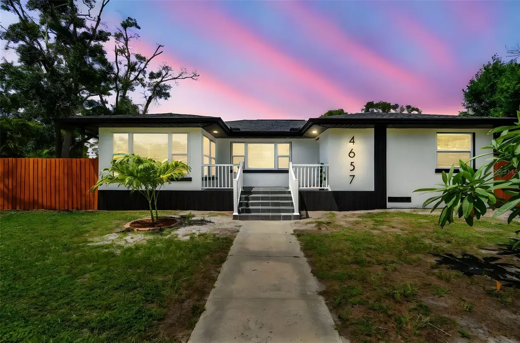 4657 5th Avenue N St Petersburg FL 33713