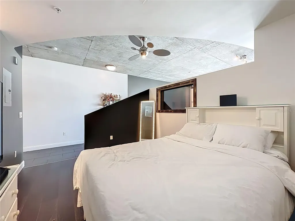 155 S Court Avenue Orlando FL 32801