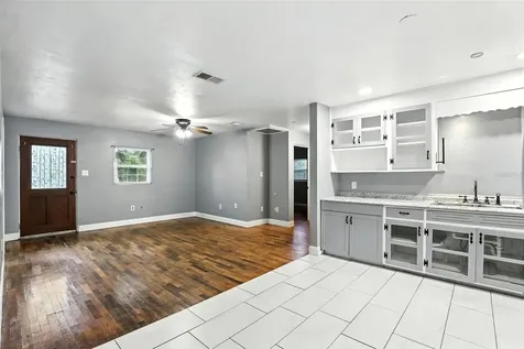 1412 E Voorhis Avenue Deland FL 32724