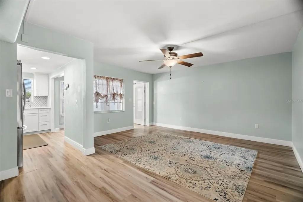 4780 Cove Circle St Petersburg FL 33708