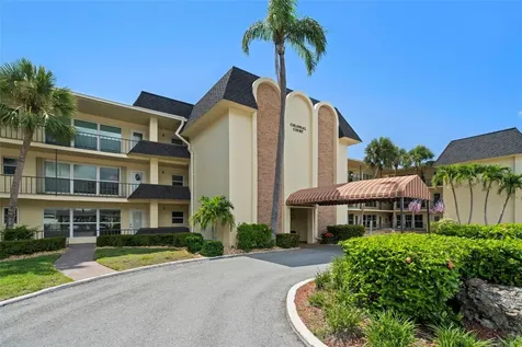 4780 Cove Circle St Petersburg FL 33708