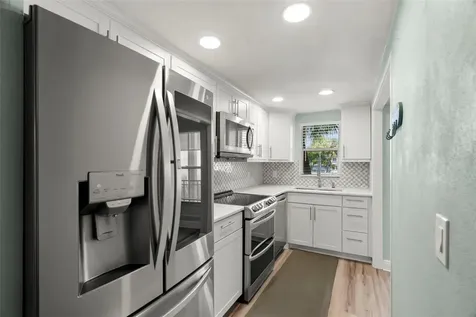 4780 Cove Circle St Petersburg FL 33708