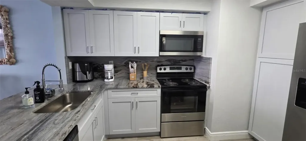 6177 Sun Boulevard St Petersburg FL 33715