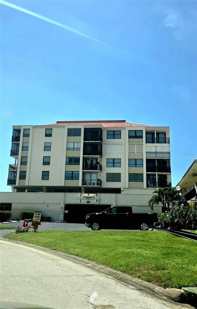 6177 Sun Boulevard St Petersburg FL 33715