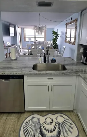 6177 Sun Boulevard St Petersburg FL 33715
