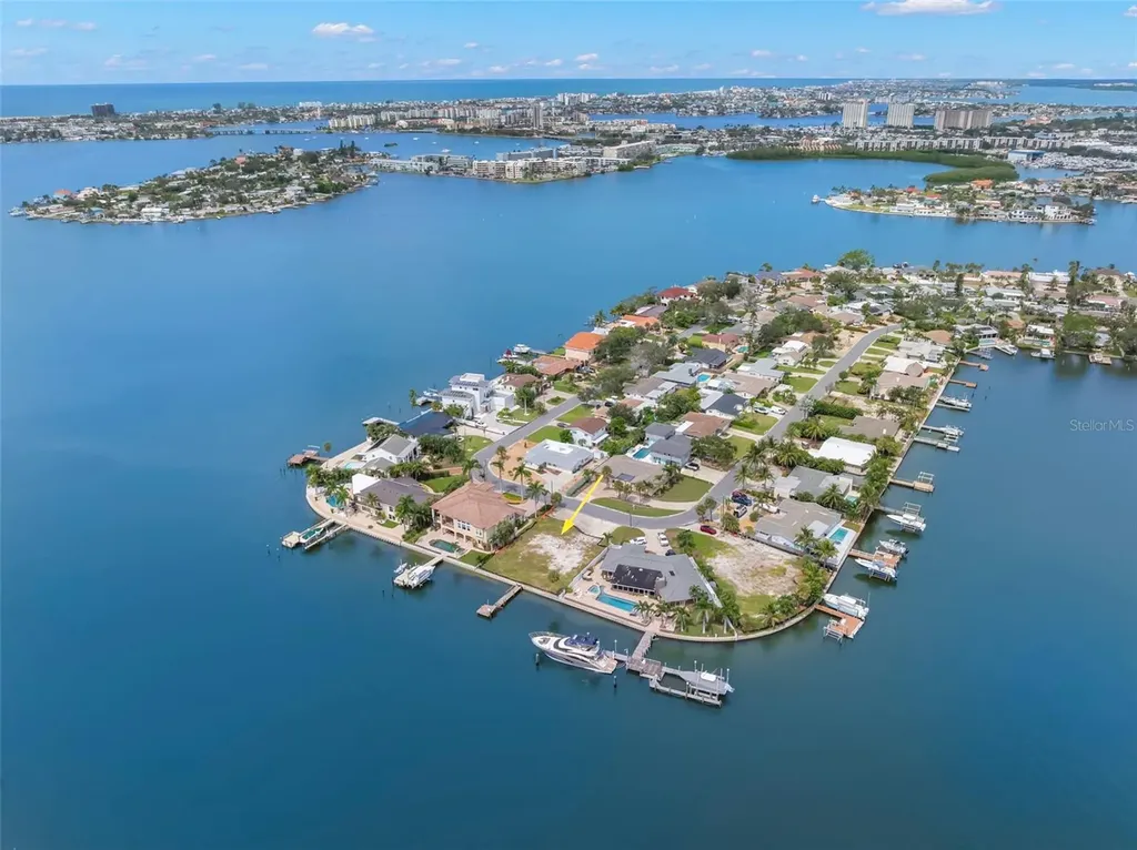 2000 Dolphin Boulevard S St Petersburg FL 33707