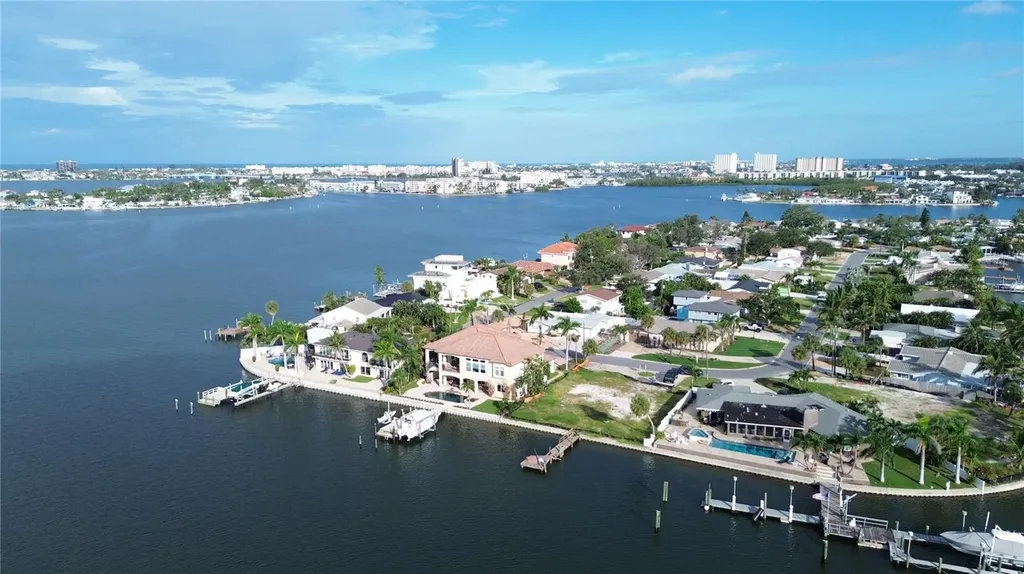 2000 Dolphin Boulevard S St Petersburg FL 33707