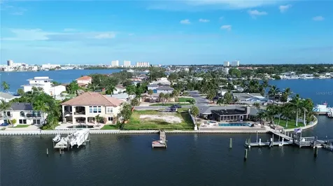 2000 Dolphin Boulevard S St Petersburg FL 33707
