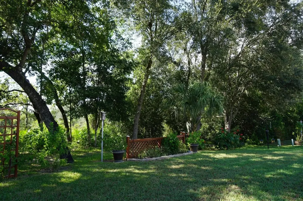 6120 N Misty Oak Terrace Beverly Hills FL 34465