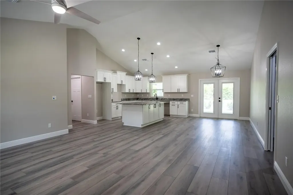 6689 SW 179th Court Road Dunnellon FL 34432