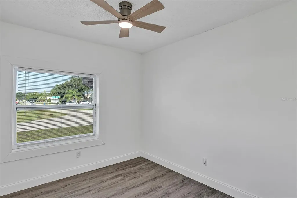 1099 Dusseldorf Avenue NW Palm Bay FL 32907