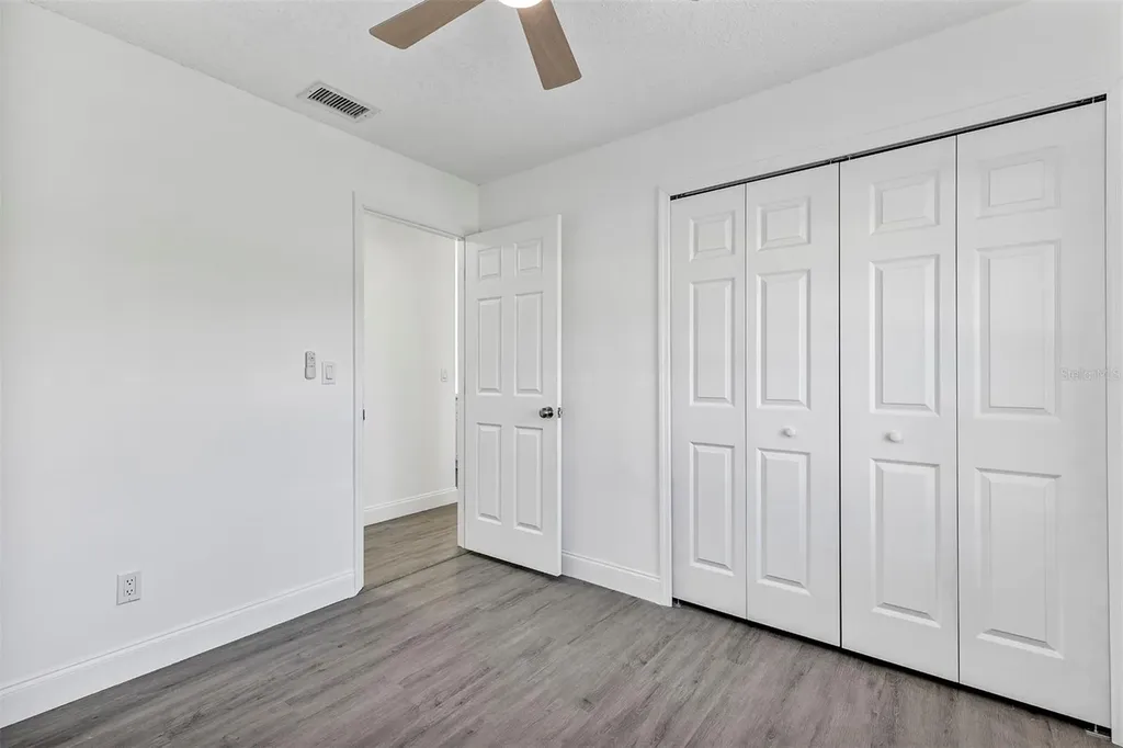 1099 Dusseldorf Avenue NW Palm Bay FL 32907
