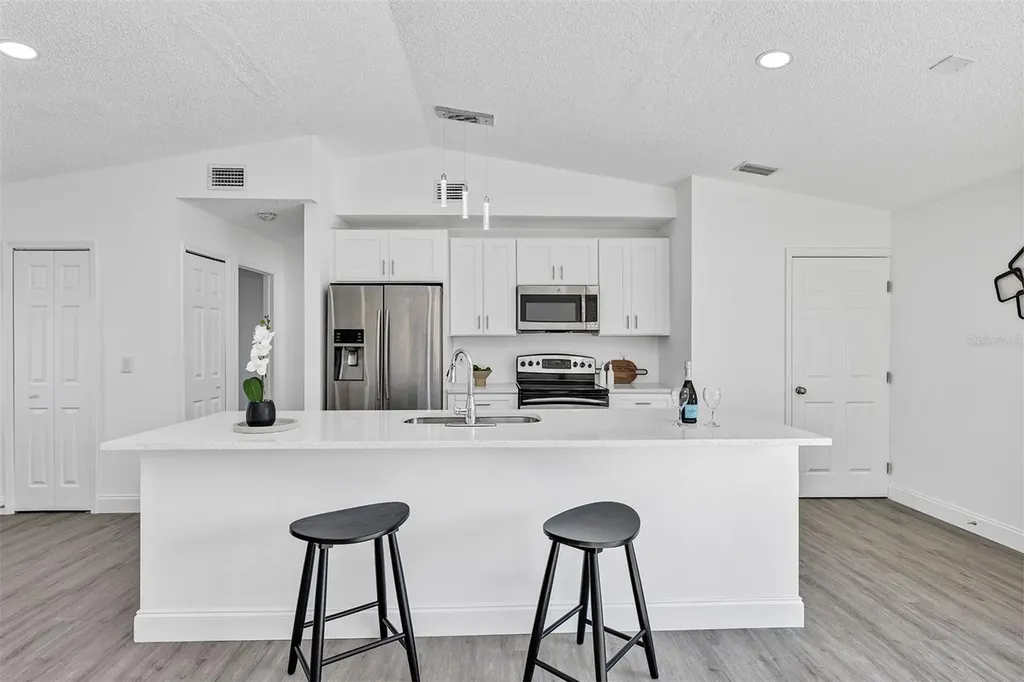 1099 Dusseldorf Avenue NW Palm Bay FL 32907