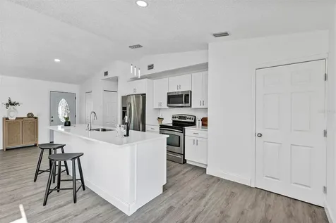 1099 Dusseldorf Avenue NW Palm Bay FL 32907