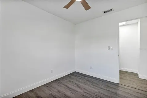 1099 Dusseldorf Avenue NW Palm Bay FL 32907