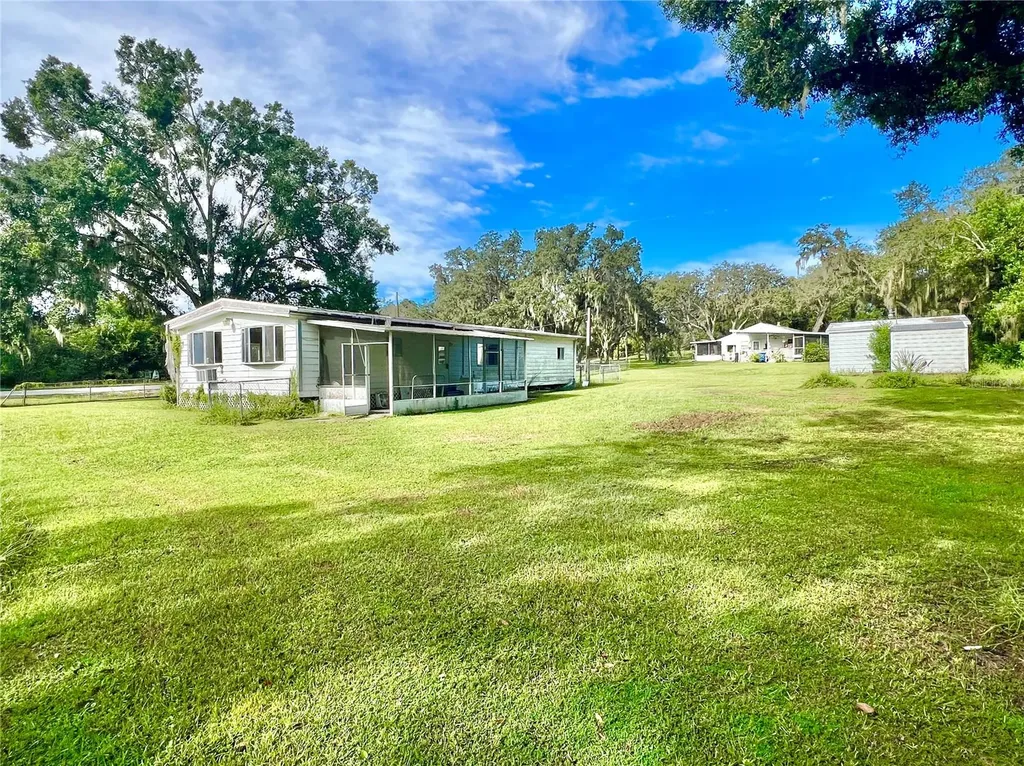2903 Williams Boulevard Valrico FL 33596