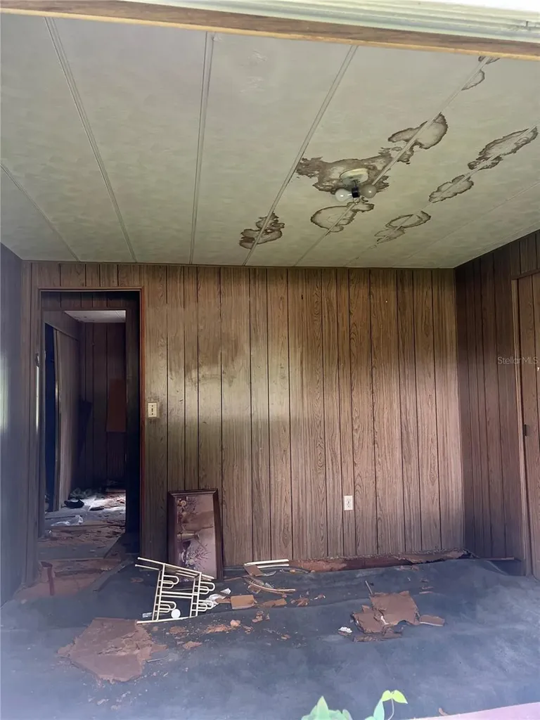 2903 Williams Boulevard Valrico FL 33596