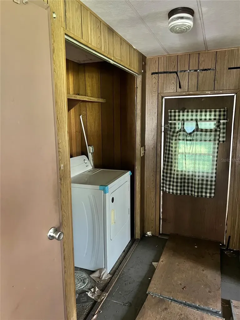 2903 Williams Boulevard Valrico FL 33596