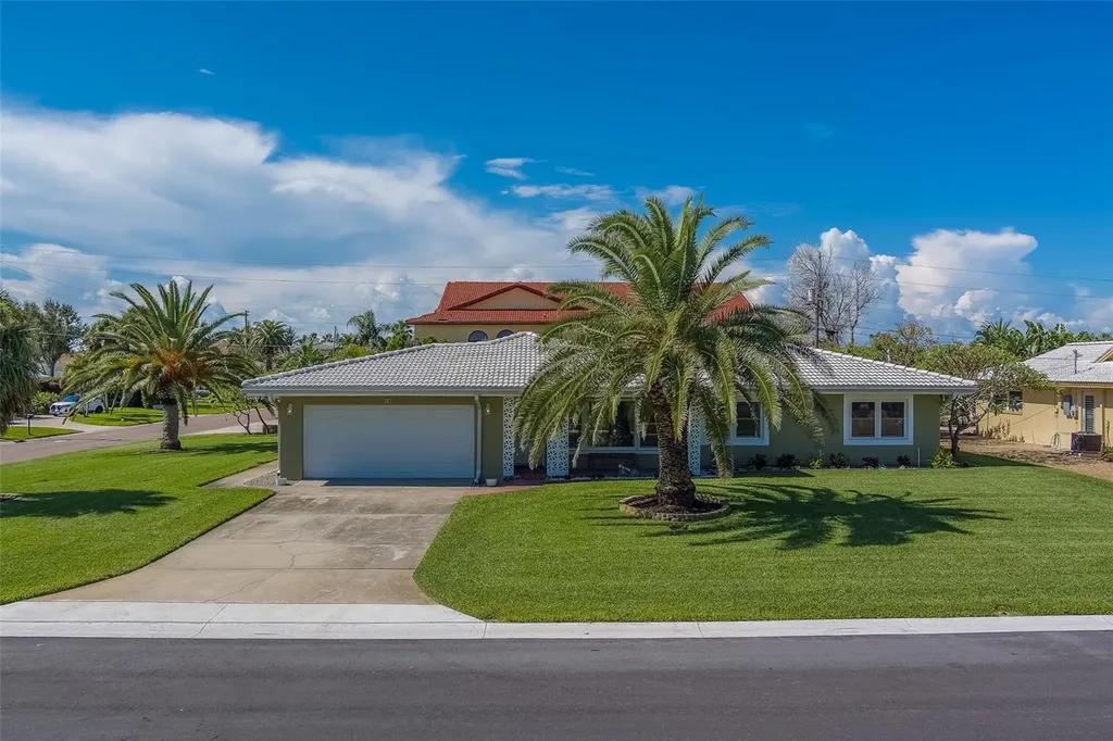 110 21st Street Belleair Beach FL 33786