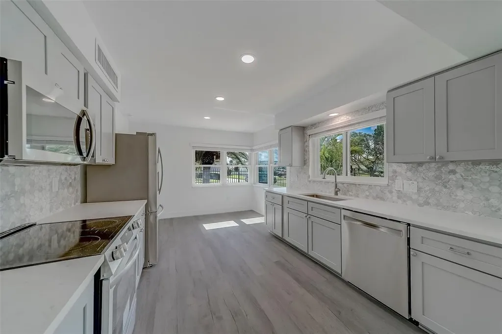 110 21st Street Belleair Beach FL 33786