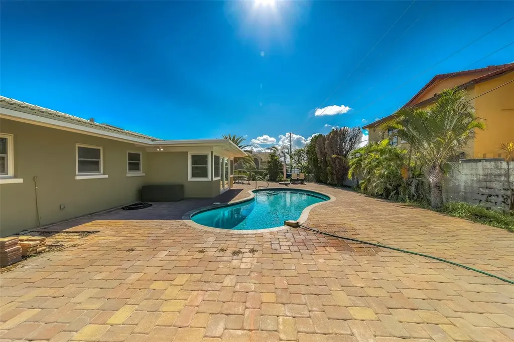 110 21st Street Belleair Beach FL 33786