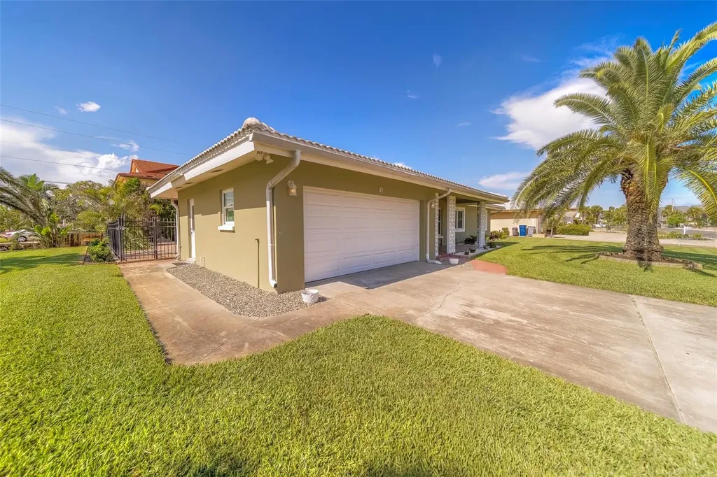 110 21st Street Belleair Beach FL 33786
