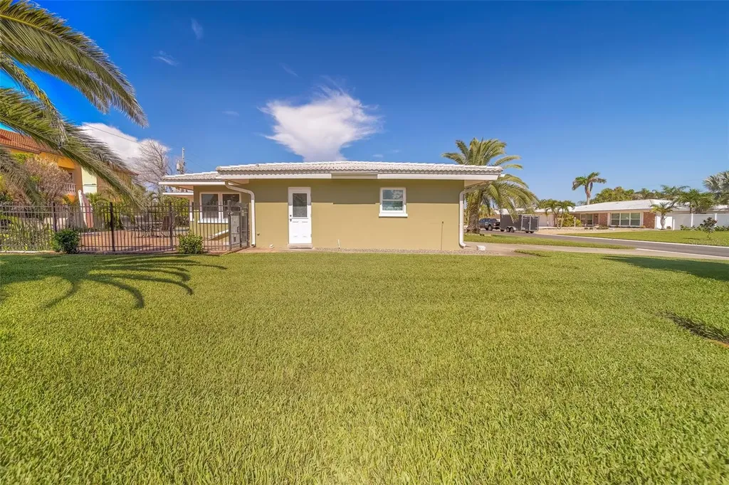 110 21st Street Belleair Beach FL 33786