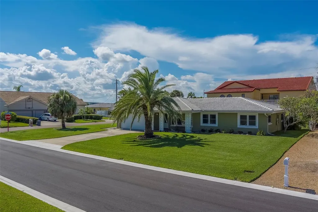 110 21st Street Belleair Beach FL 33786