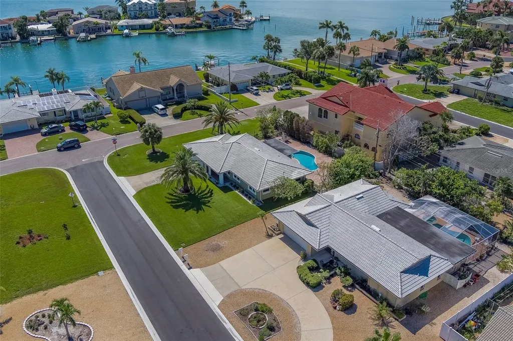 110 21st Street Belleair Beach FL 33786