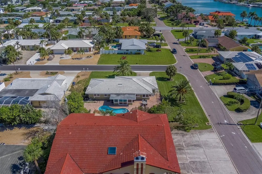 110 21st Street Belleair Beach FL 33786