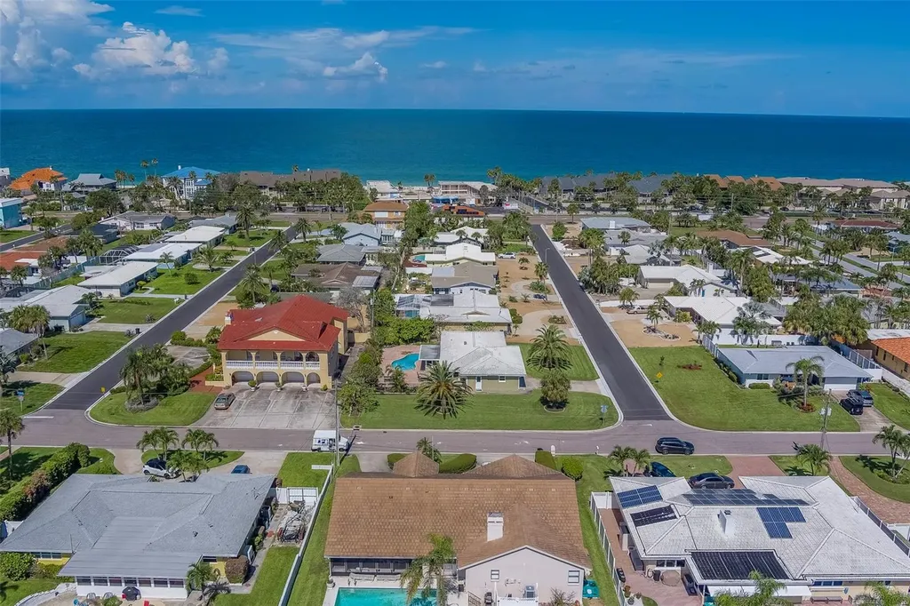 110 21st Street Belleair Beach FL 33786