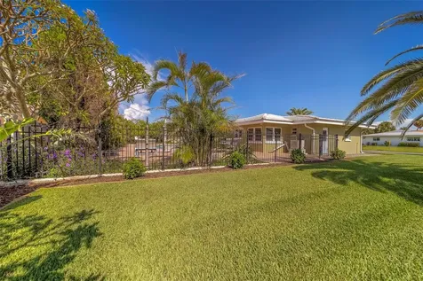 110 21st Street Belleair Beach FL 33786