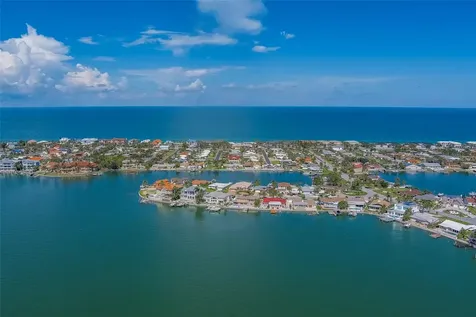 110 21st Street Belleair Beach FL 33786