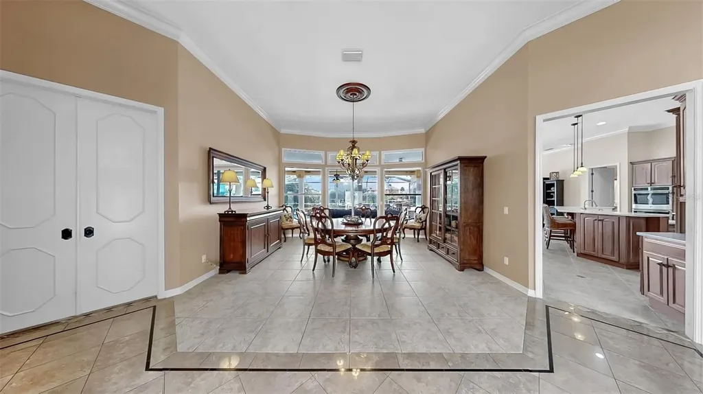 914 Capriccio Lane Apollo Beach FL 33572