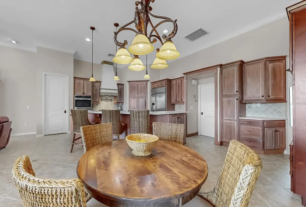 914 Capriccio Lane Apollo Beach FL 33572