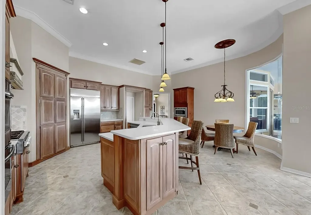 914 Capriccio Lane Apollo Beach FL 33572