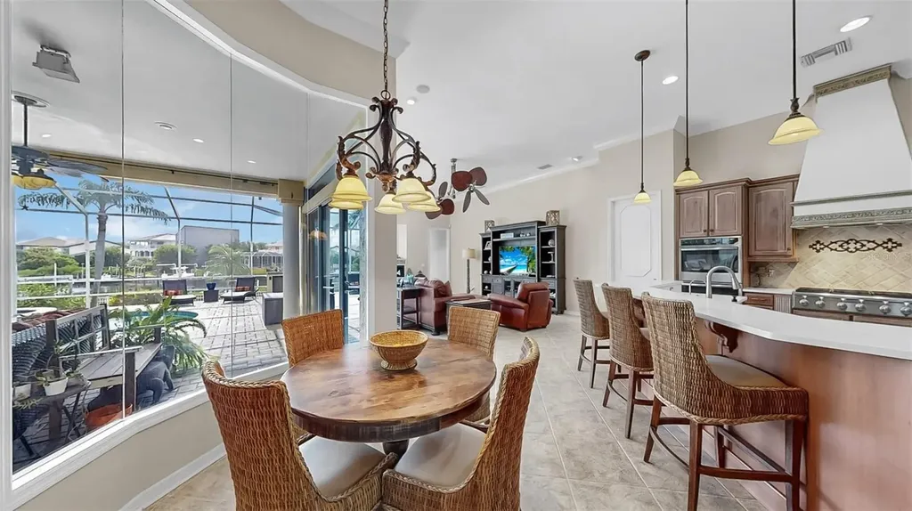 914 Capriccio Lane Apollo Beach FL 33572