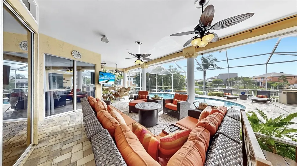 914 Capriccio Lane Apollo Beach FL 33572