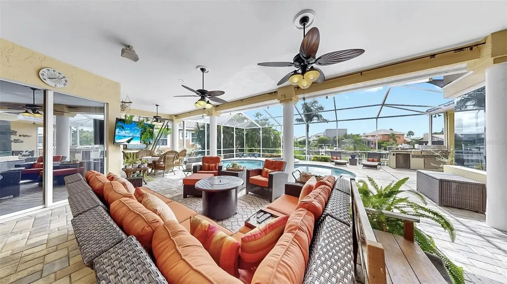 914 Capriccio Lane Apollo Beach FL 33572