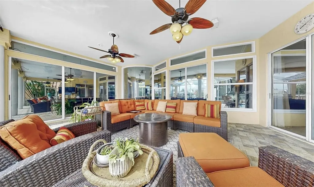 914 Capriccio Lane Apollo Beach FL 33572