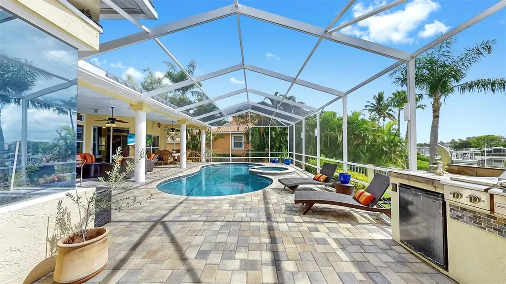 914 Capriccio Lane Apollo Beach FL 33572