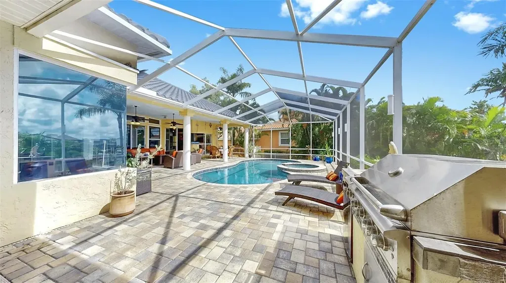 914 Capriccio Lane Apollo Beach FL 33572