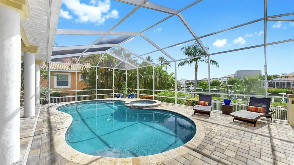 914 Capriccio Lane Apollo Beach FL 33572