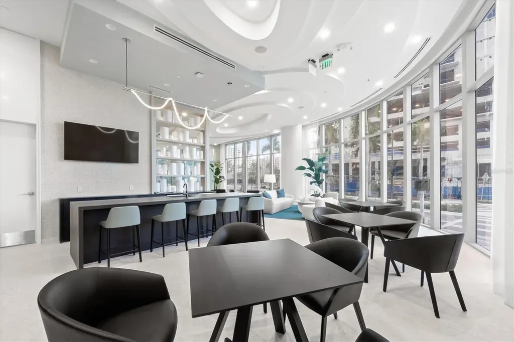 301 Quay Commons Sarasota FL 34236