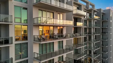 301 Quay Commons Sarasota FL 34236