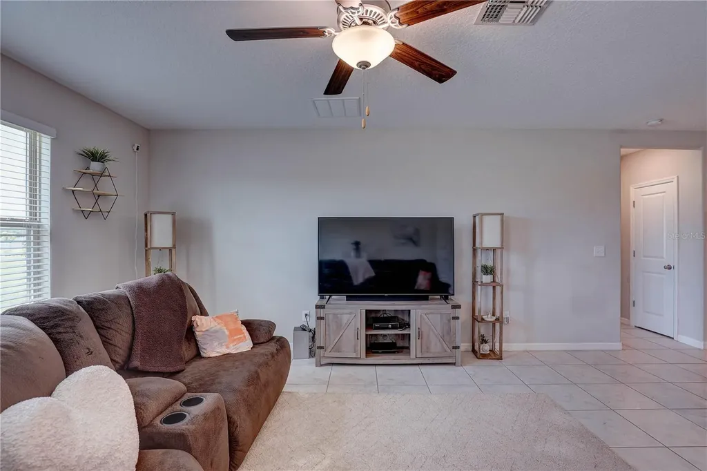 9805 Alysheba Court Sun City Center FL 33573