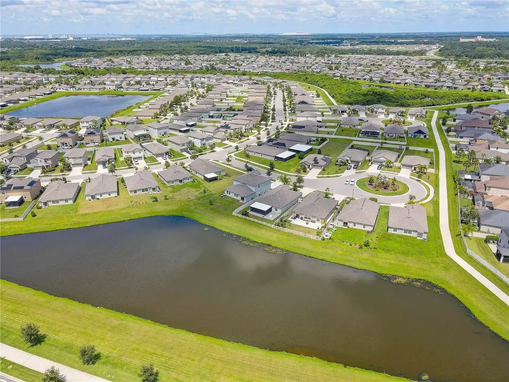 9805 Alysheba Court Sun City Center FL 33573