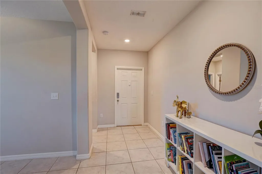 9805 Alysheba Court Sun City Center FL 33573
