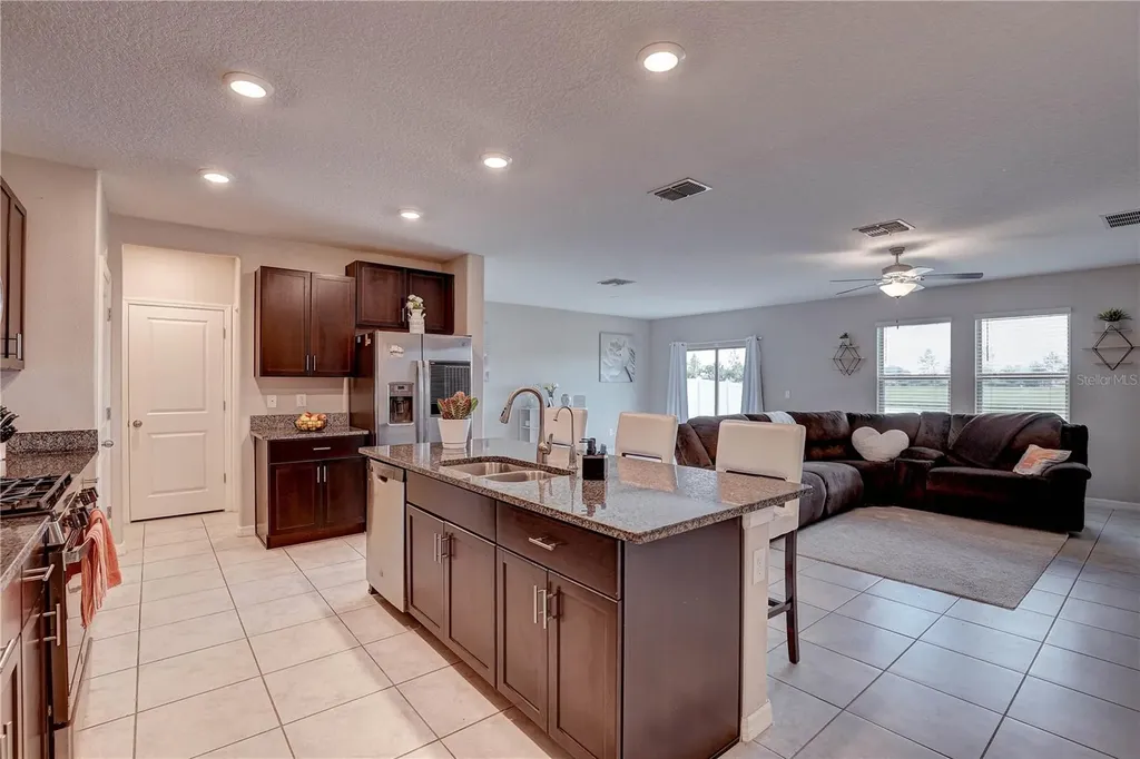 9805 Alysheba Court Sun City Center FL 33573